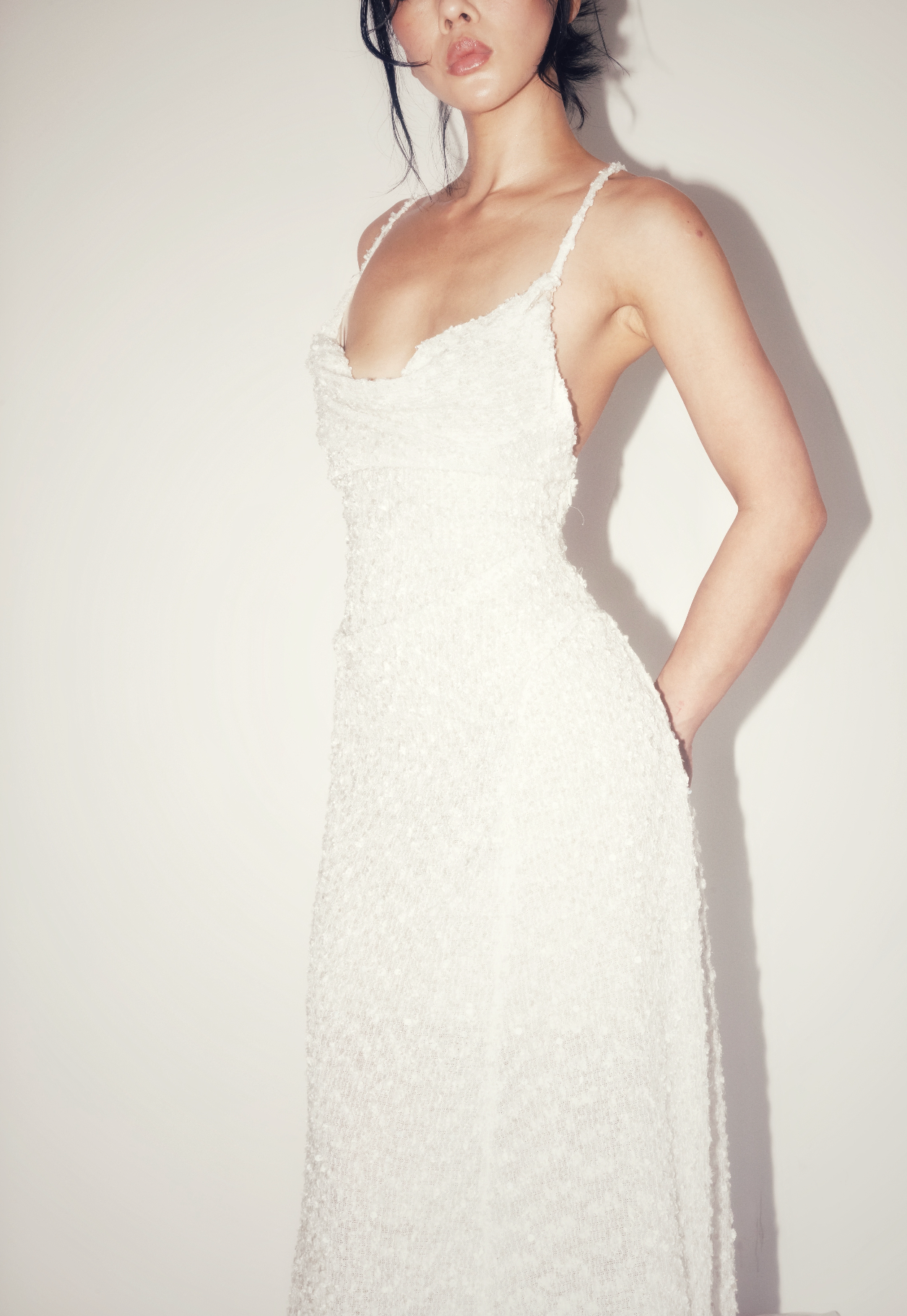 Mia - White