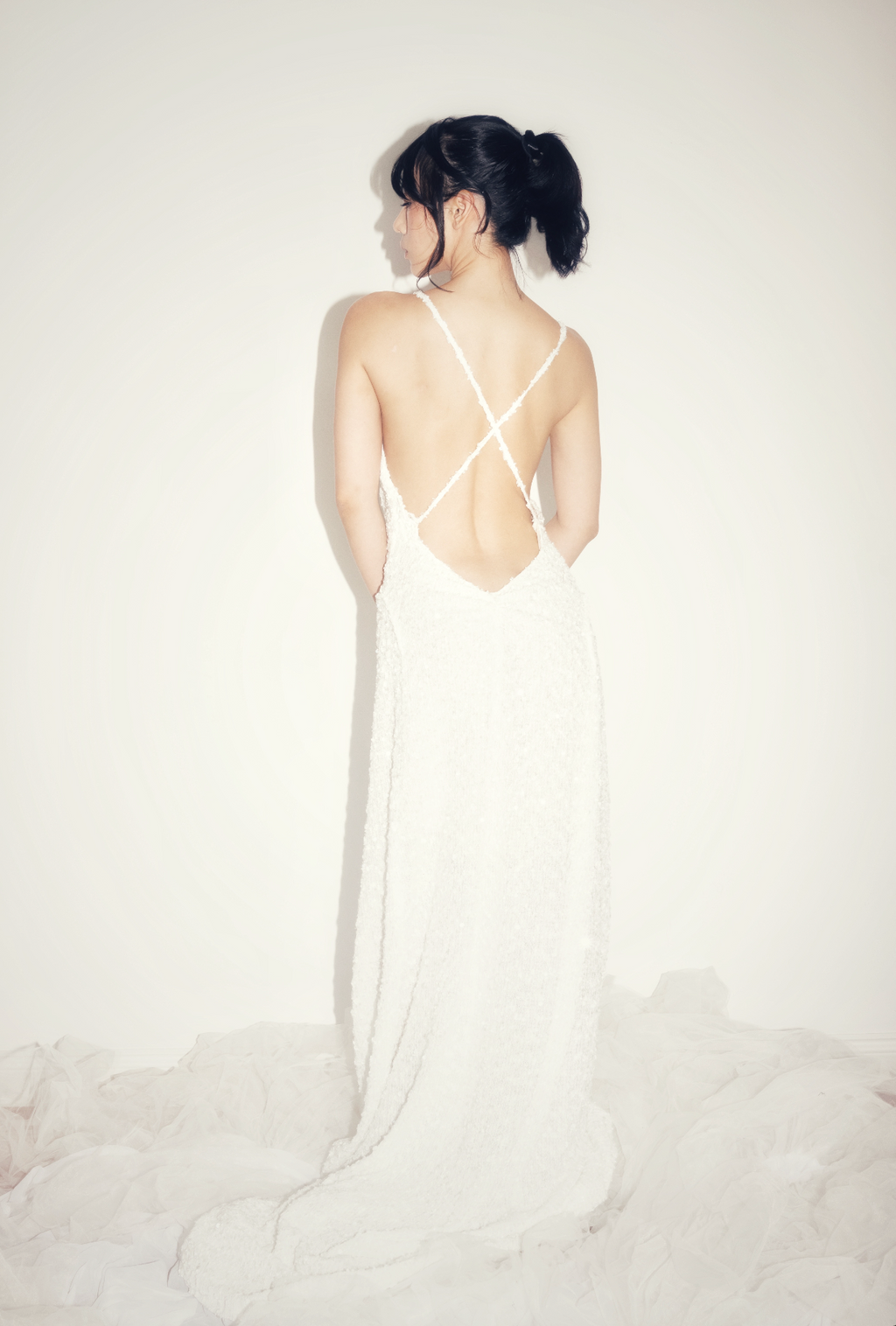 Mia - White