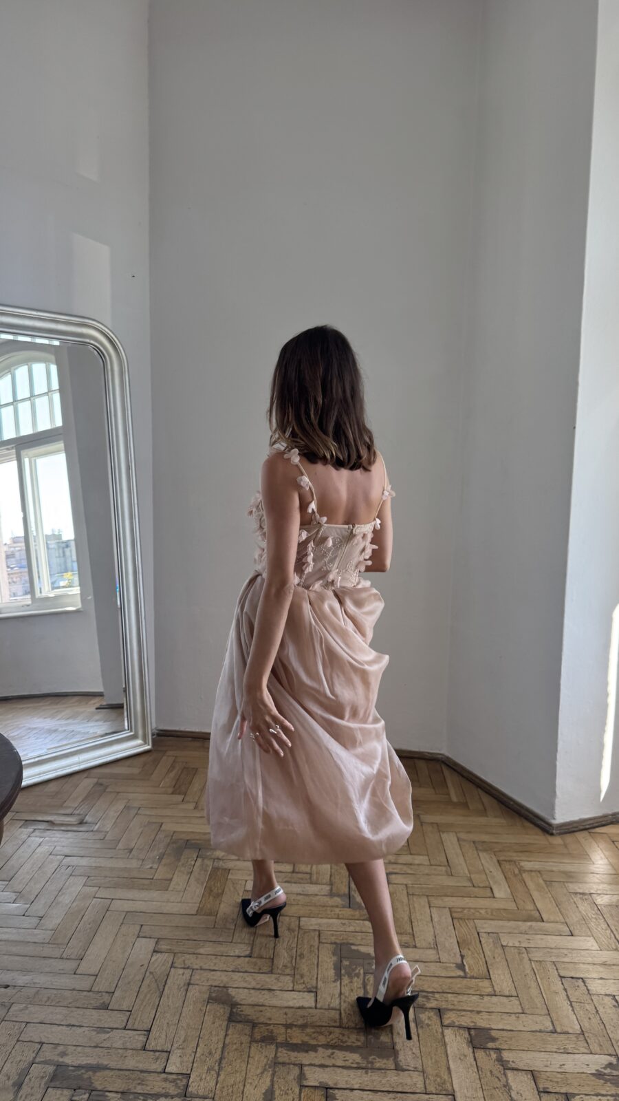 Silk flowers corset dress - Image 4