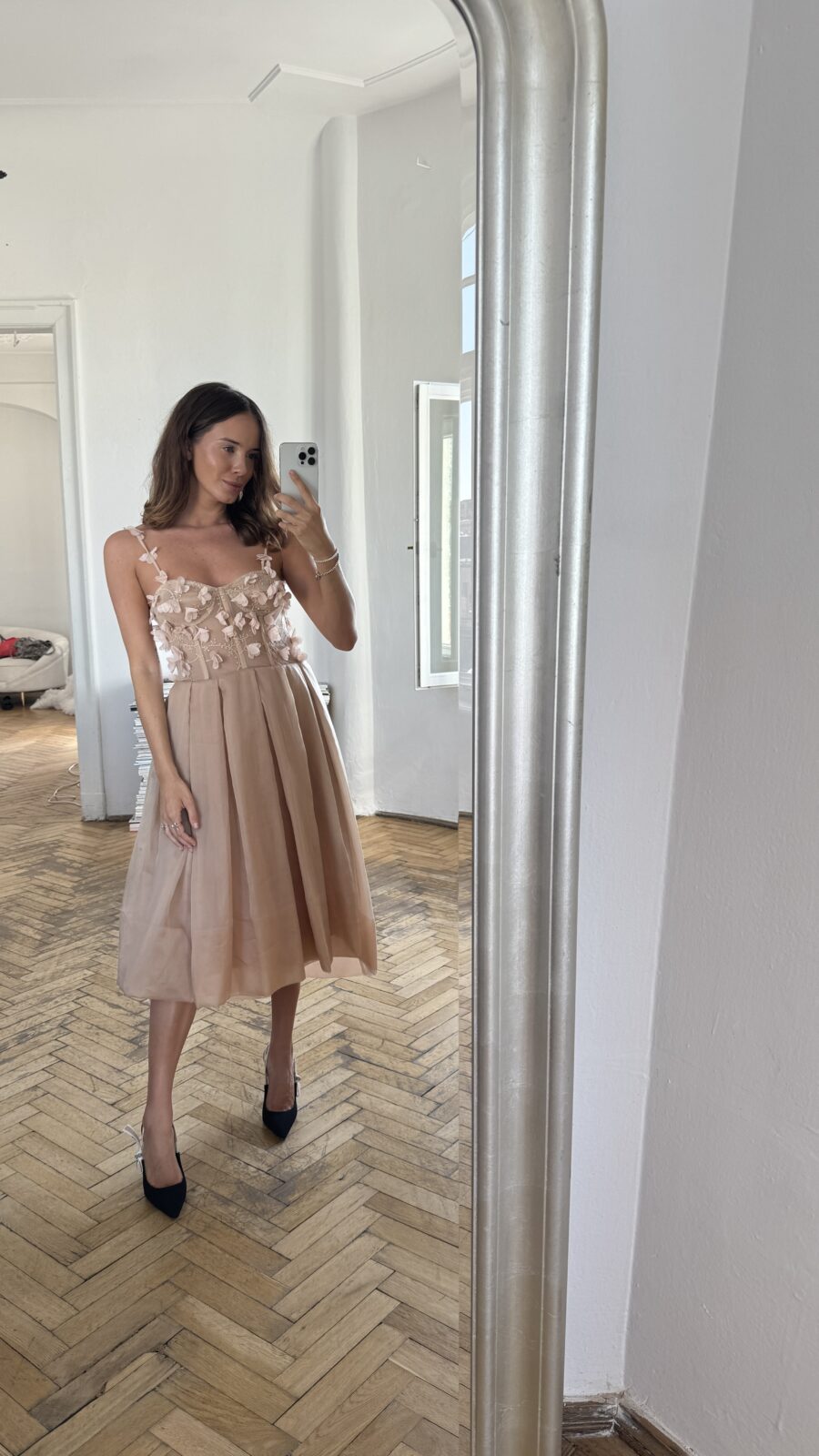 Silk flowers corset dress - Image 3