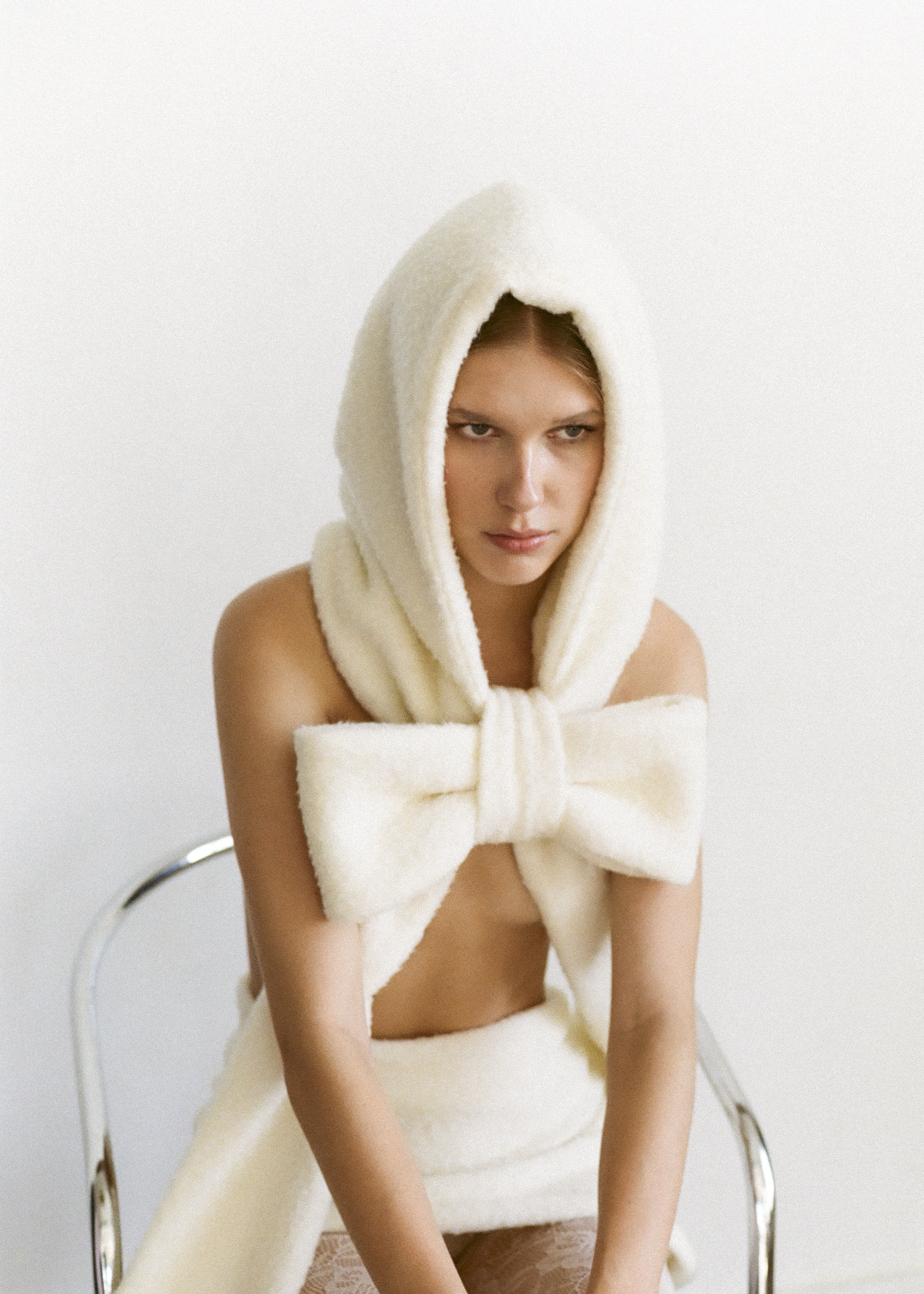 Bow wool hood scarf - Image 8