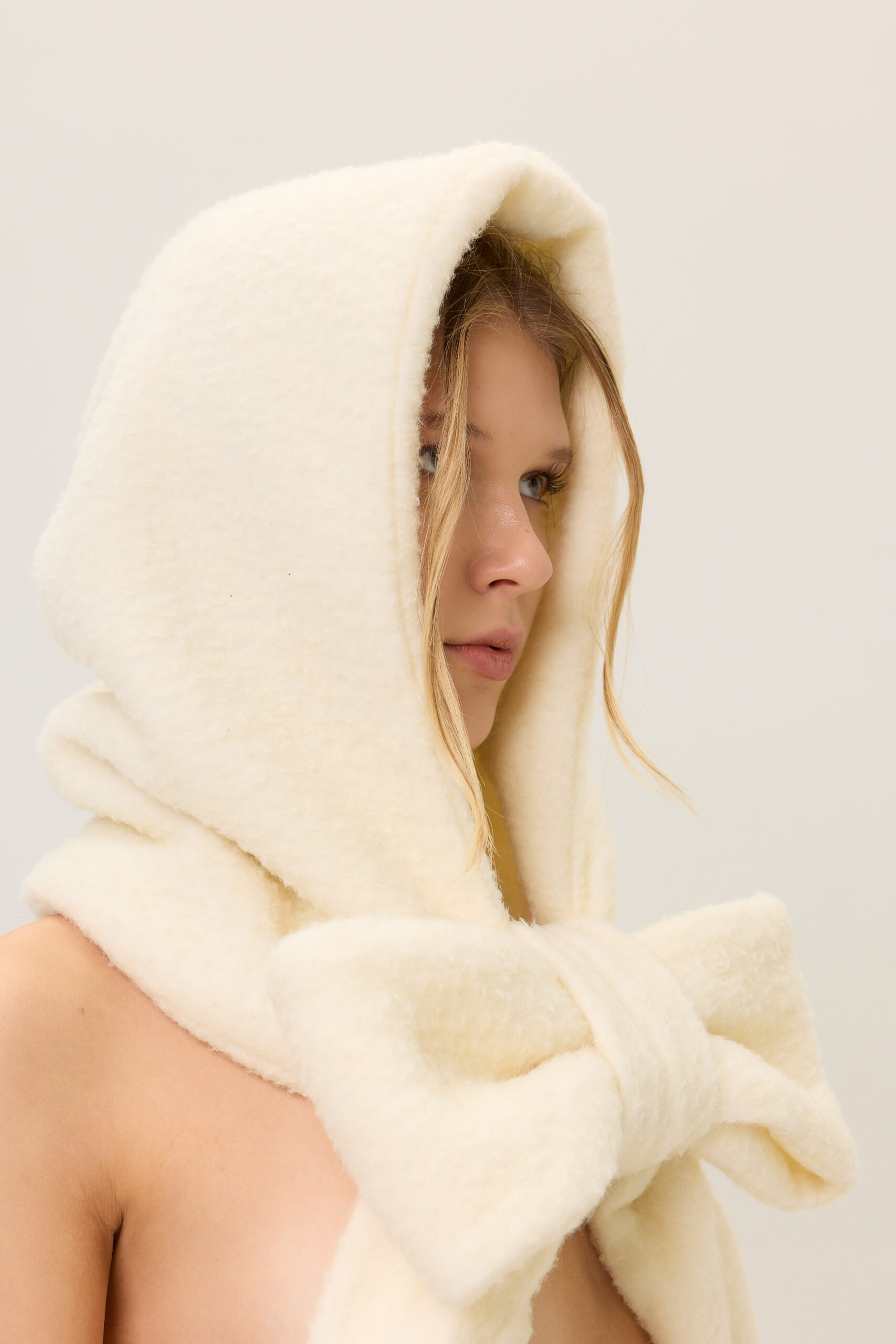 Bow wool hood scarf - Image 6